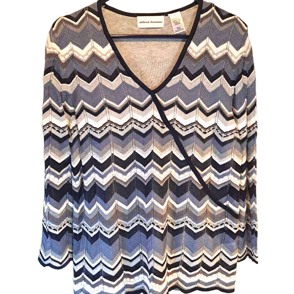 Alfred Dunner Women's Casual Top Gray Chevron 3/4 Sleeve, Scalloped L New